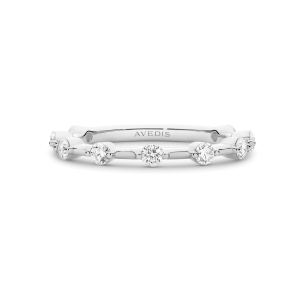 Round Brilliant Cut Diamond Spaced Out Band - Image 3