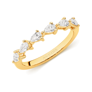 Pear Shape Diamond East West Clawset Band